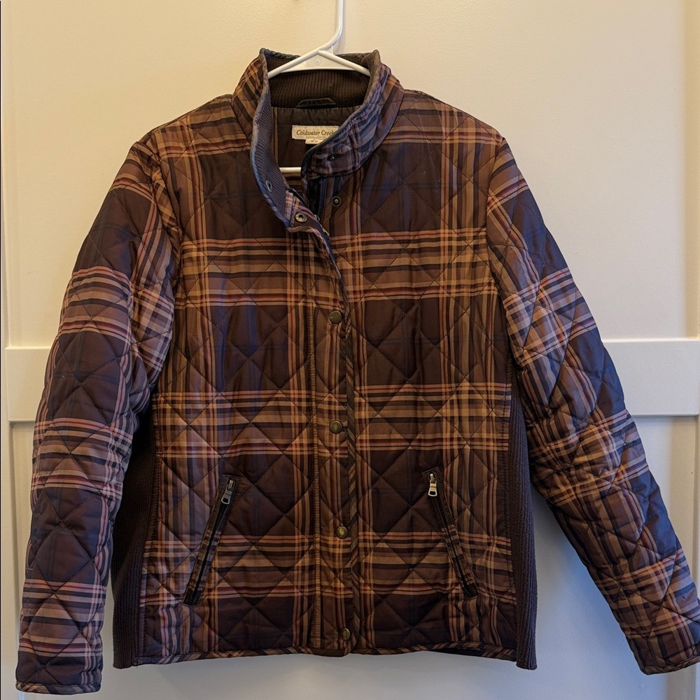 Brown plaid Coldwater Creek size 10–12 snap hidden button with zip pockets.